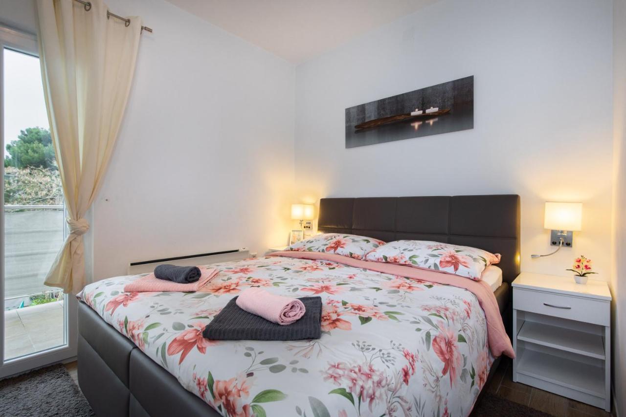 Apartment Oliva *