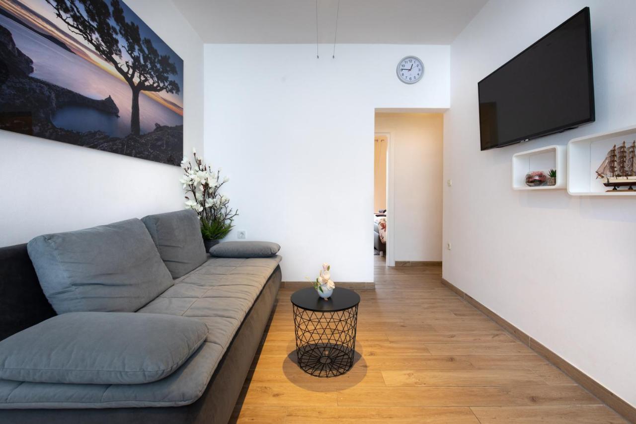 Oliva Apartment *